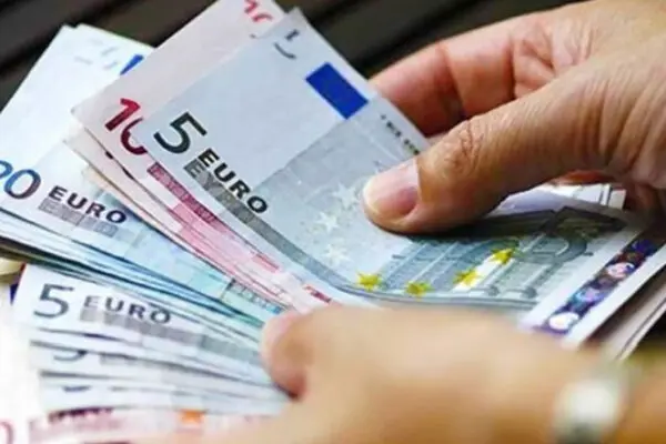 Πληρωμή επιδόματος 100 ευρώ: Όλα όσα πρέπει να γνωρίζετε