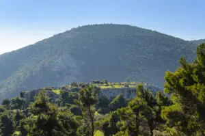 Δερβενοχώρια: Ένα Πολιτιστικό και Ιστορικό Κέντρο