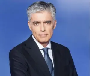 Νίκος Ευαγγελάτος: Ένας Εμβληματικός Δημοσιογράφος