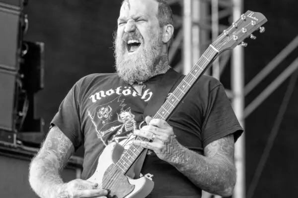 Brent Hinds: Η Πολυσχιδής Καριέρα του Μουσικού