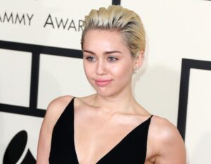 Miley Cyrus: Μουσικές Επιτυχίες και Νέα Σχέδια