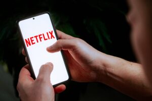 Η Εξέλιξη του Netflix και η Επιρροή του στην Ψυχαγωγία