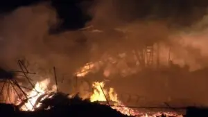Φωτιά στο Μενίδι: Τρέχουσες εξελίξεις και επιπτώσεις
