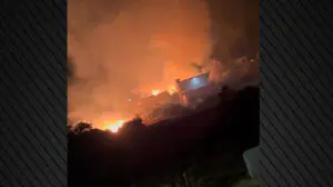 Νεράκι Φωτιά: Το Φαινόμενο που Σημαδεύει την Κοινωνία
