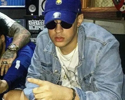 Bad Bunny: Το φαινόμενο της σύγχρονης μουσικής