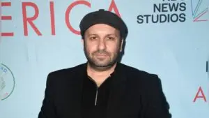 Η Ζωή και το Έργο του Brad Everett Young