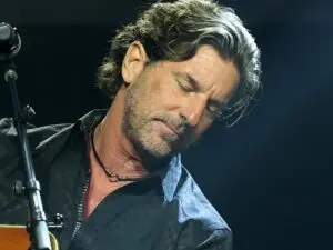 Η Επιρροή του Brett James στη Σύγχρονη Μουσική