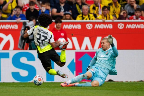 Έντονη αναμέτρηση: Mainz εναντίον Dortmund στη Bundesliga