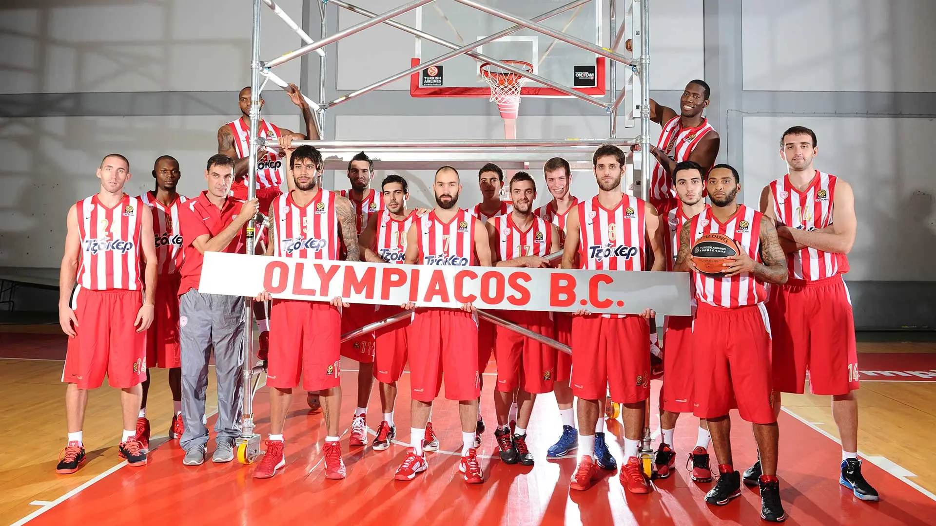 Ολυμπιακός BC: Μια Αυθεντική Ιστορία Επιτυχιών