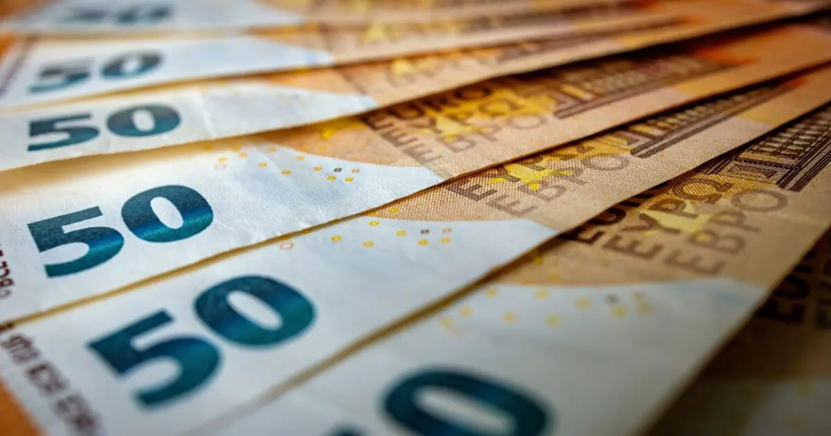 Όλα όσα πρέπει να ξέρετε για το επιδόμα 250 ευρώ