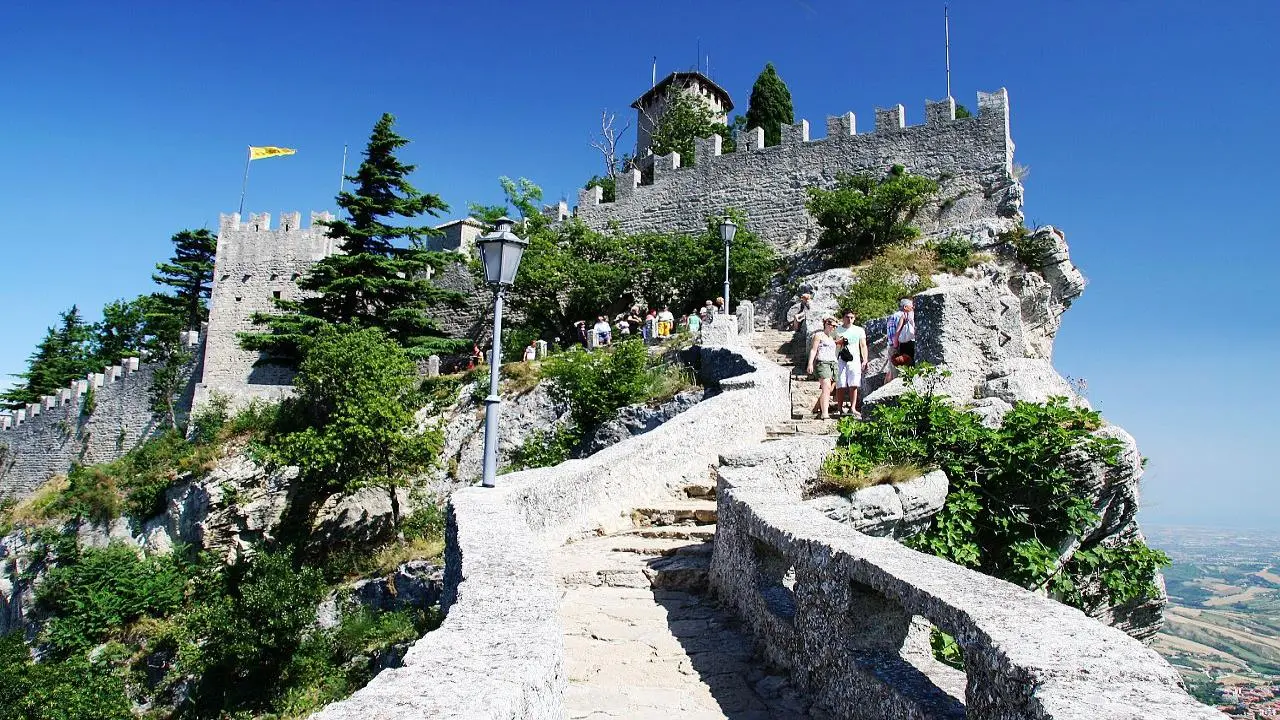 Άγιος Μαρίνος: Ιστορία και Πολιτισμός