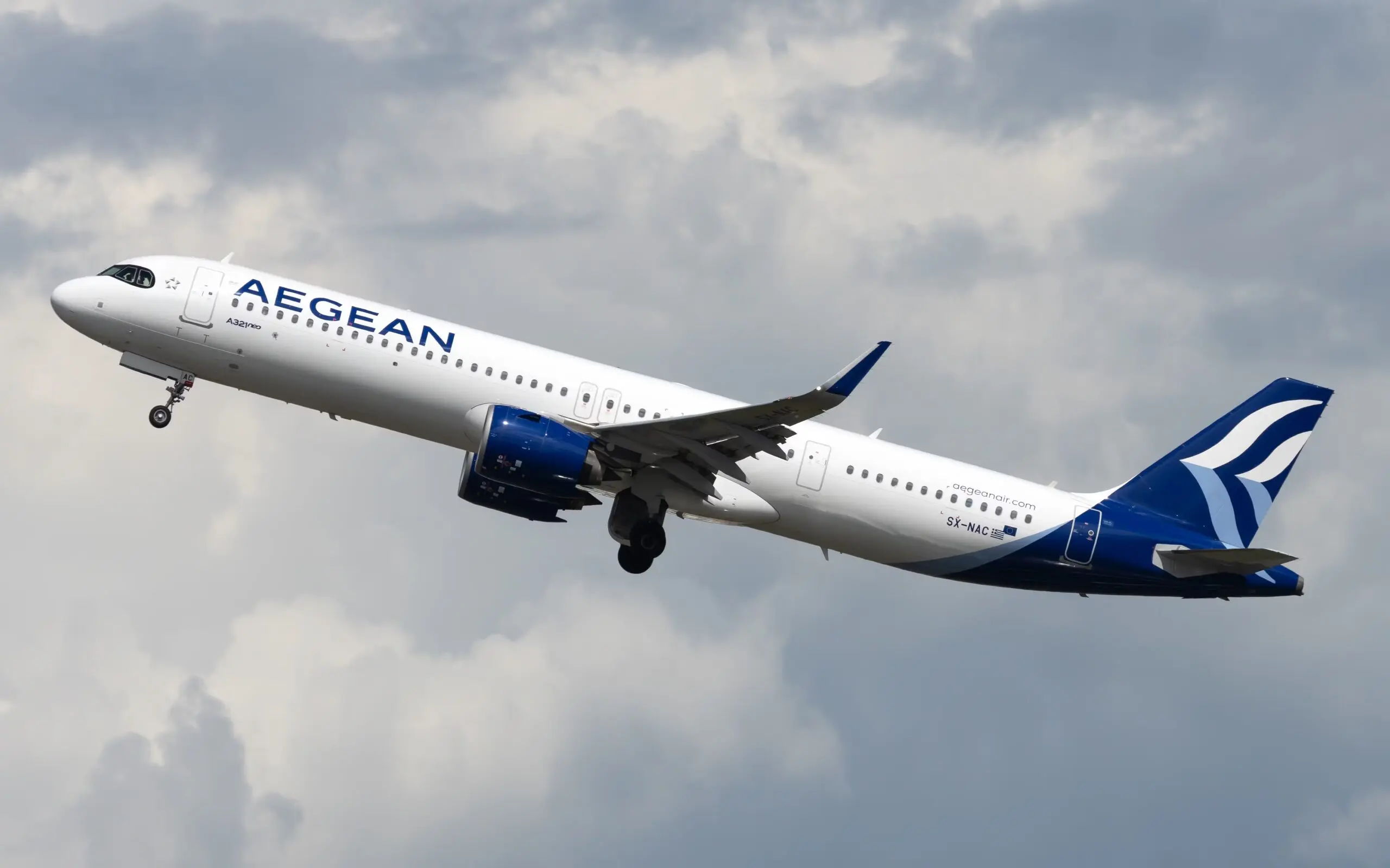 Aegean Airlines: Εξελίξεις και Νέα για τη Ναυαρχίδα της Ελλάδας