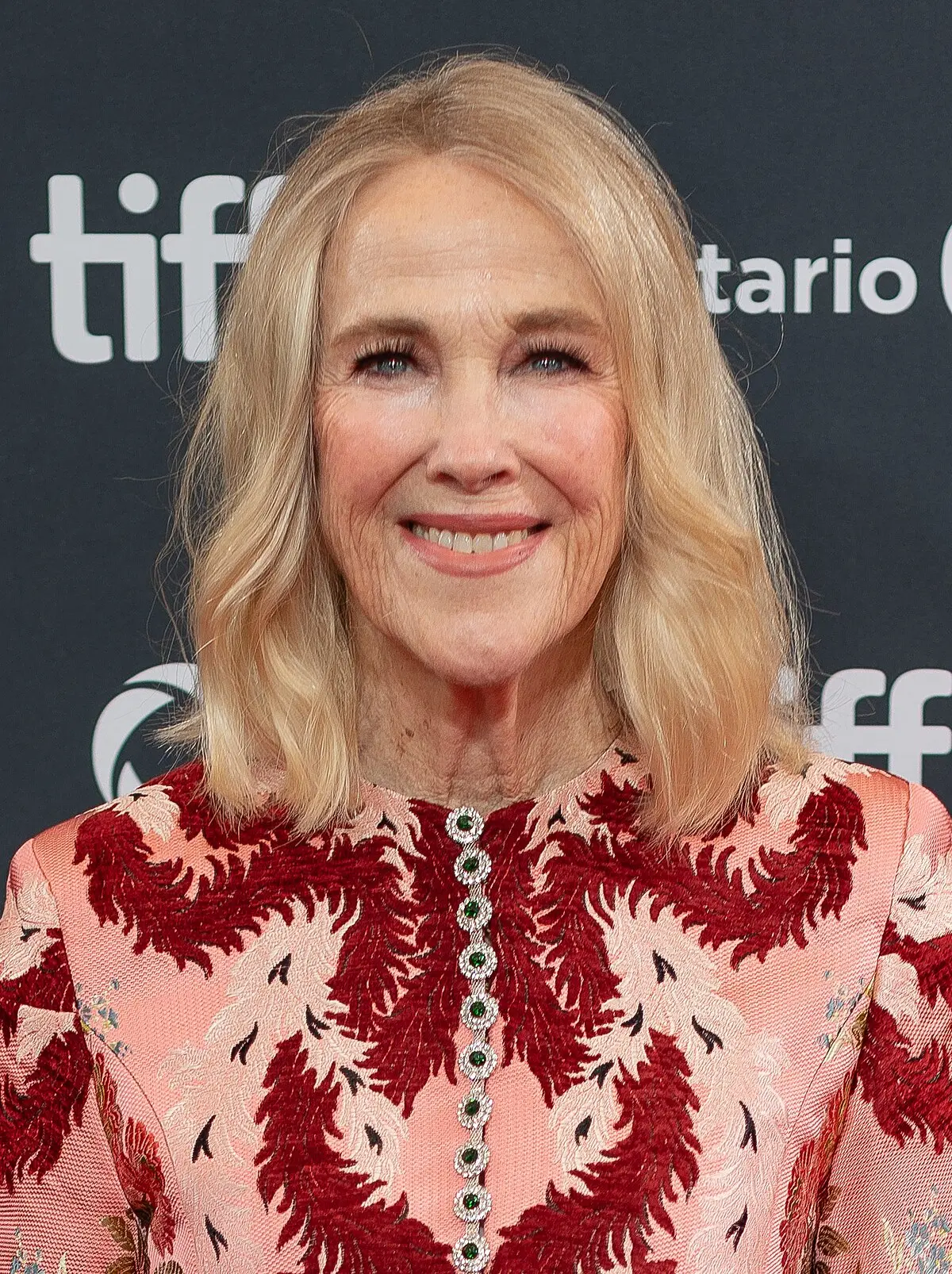Catherine O’Hara: Μια Σημαντική Πολυδιάστατη Καλλιτέχνης