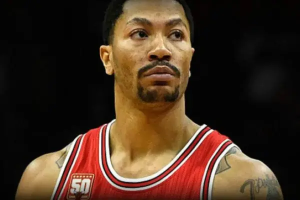 Η καριέρα και η σημασία του Δερικ Ροζ στο NBA