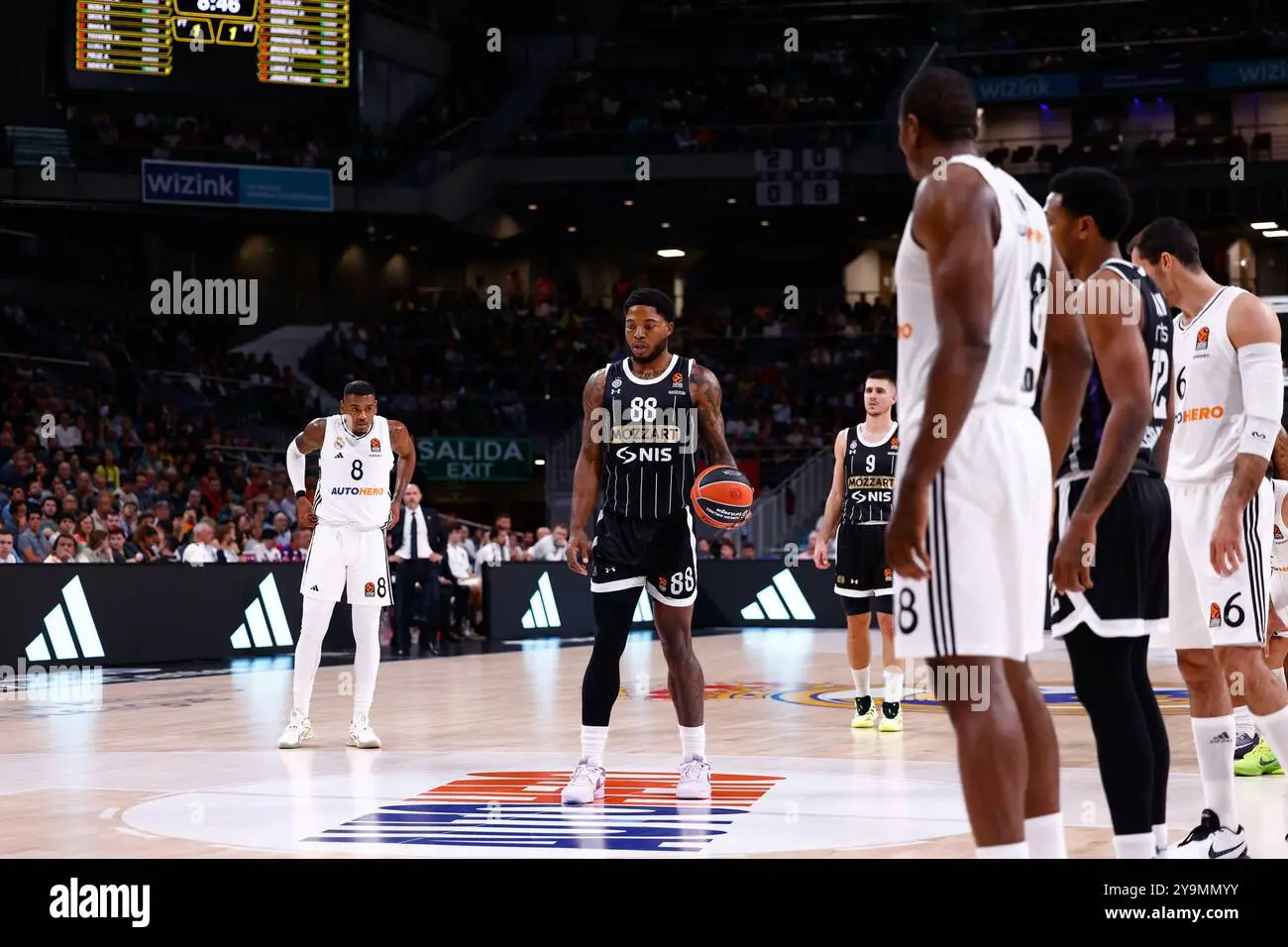 Tyrique Jones: Το Ταλέντο Που Κερδίζει Έδαφος στο Μπάσκετ