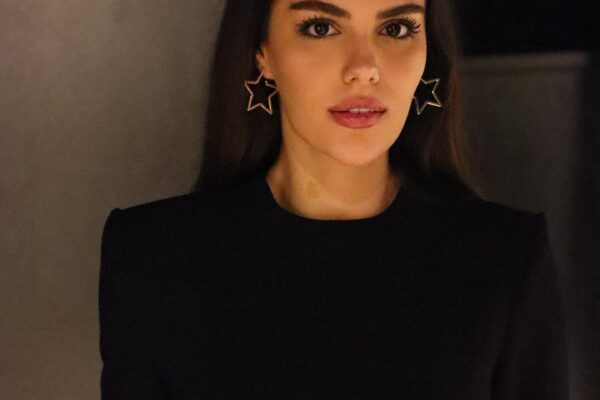 Εξελίξεις για την Özgü Kaya στο θέατρο και την τηλεόραση