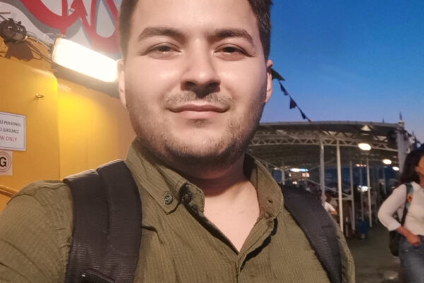 Η Κληρονομιά του Adnan Kahveci στην Τουρκία
