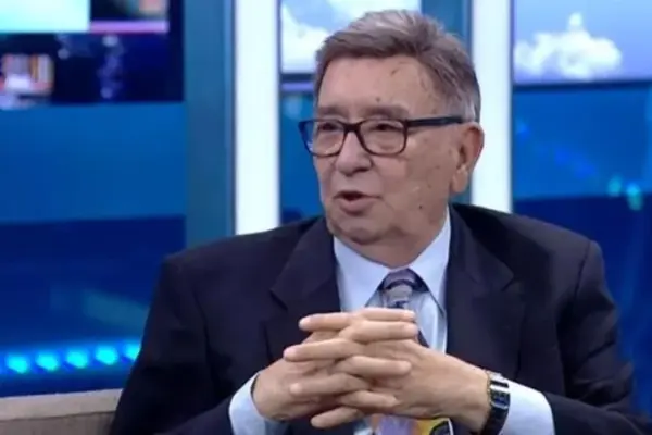 Bülent Akyürek: Η Δημιουργική του Διαδρομή