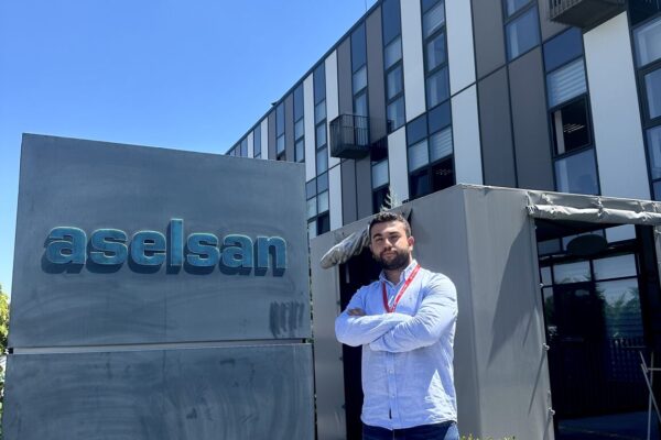 Ο Cem Üstündağ και η μουσική του καριέρα