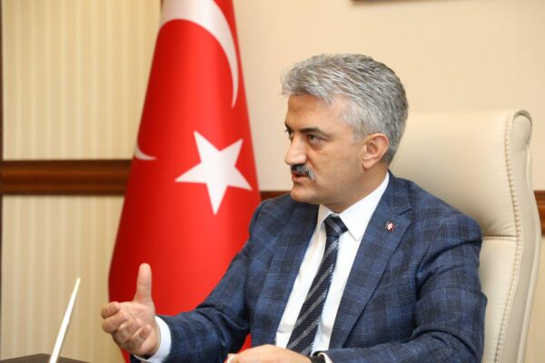Ο Ρόλος του Ερζινκάν Βαλίσι και Οι Σημαντικές Εξελίξεις