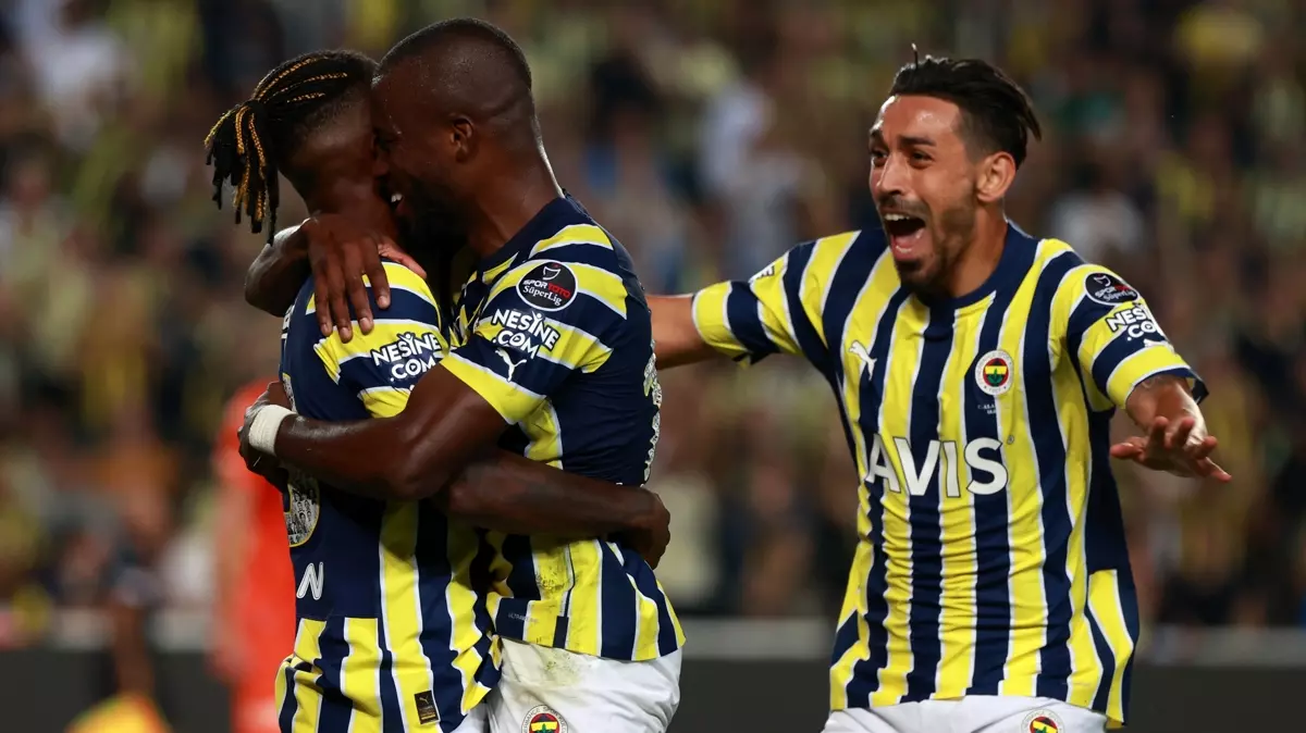 Οι τελευταίες εξελίξεις στη Fenerbahçe για τον επιθετικό μεταγραφών
