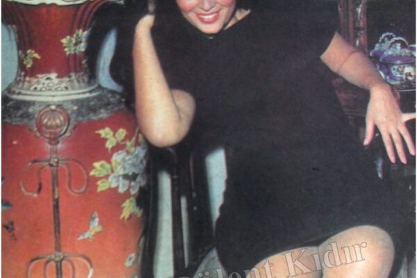 Η ζωή και η καριέρα της Hülya Koçyiğit