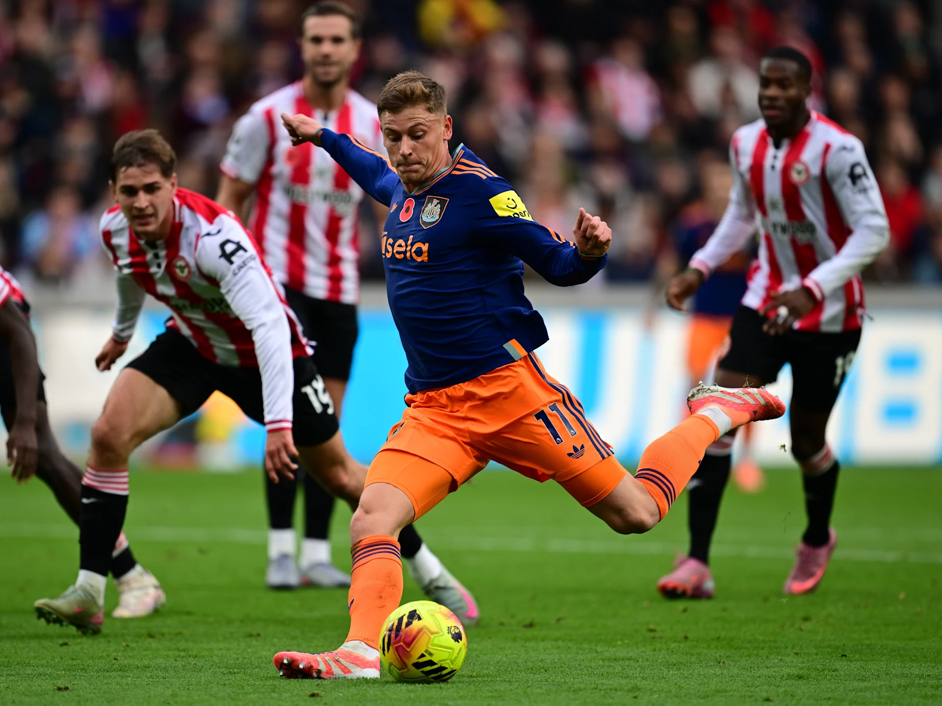 Newcastle United και Brentford: Μάχη για την Ανάδειξη