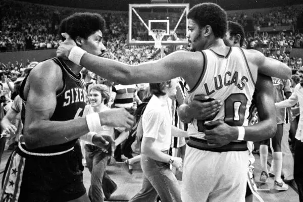 Trail Blazers και 76ers: Μια Σημαντική Αναμέτρηση