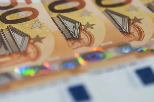 κατώτατοσ μισθόσ — GR news