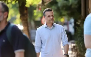 χάρησ βαρθακούρησ — GR news